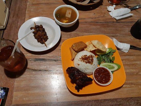 Ayam Bakar Cendrawasih